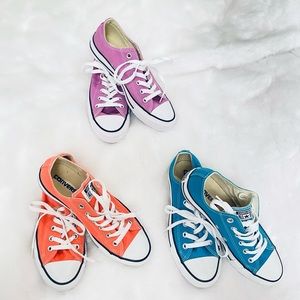 CONVERSE ALL STAR SET OF THREE PAIRS OF SNEAKERS